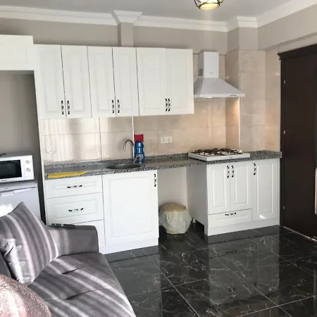 Golden Aparts Apart Otel 3*